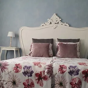 Holiday home Close To Centre, 3 Rooms, 2 Bathr & Wc, Free Parking & Wifi, Spacious Living Area & Kitchen, Bruges